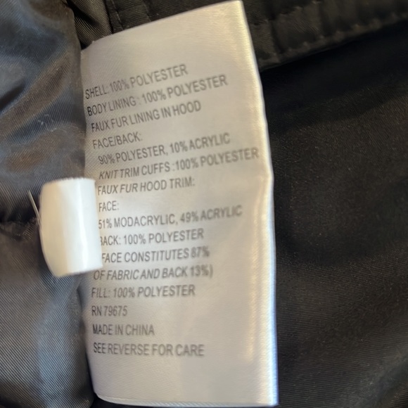 Boy’s Michael Kors Jacket. Excellent condition - Picture 7 of 10